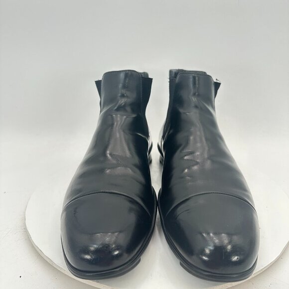 Prada Men UK 7.5 US 8.5 Black Leather Cap Toe Elastic Pull On Ankle Chelsea Boot main image 4